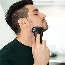 Lade das Bild in den Galerie-Viewer, Panasonic Series 900 Premium Nass- und Trocken Rasierer ES-LV6U für Männer, 5-fach-Scherkopf mit Linearmotor und Bartdichtensensor Technologie, Pop-up Trimmer, matt-schwarz
