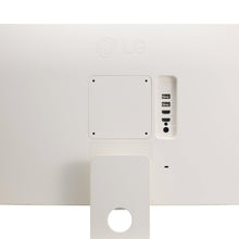 Lade das Bild in den Galerie-Viewer, LG Electronics 27SR50F-W.AEU Full-HD Multimedia IPS-Monitor 27&quot; (68,6 cm), 1920 x 1080, 16:9, 14ms GtG, 60 Hz, NTSC, HDR10, webOS 23, LG ThinQ, Flicker Safe - Weiß
